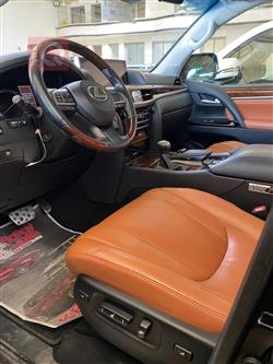 Lexus LX